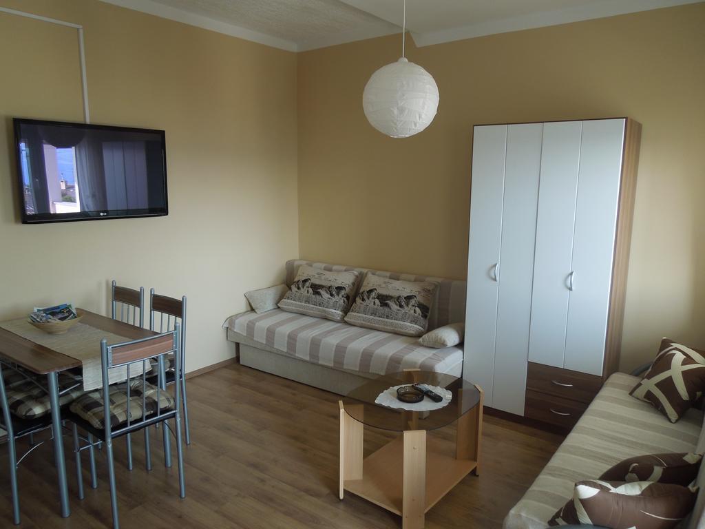 Apartments Meleh Crikvenica Cameră foto